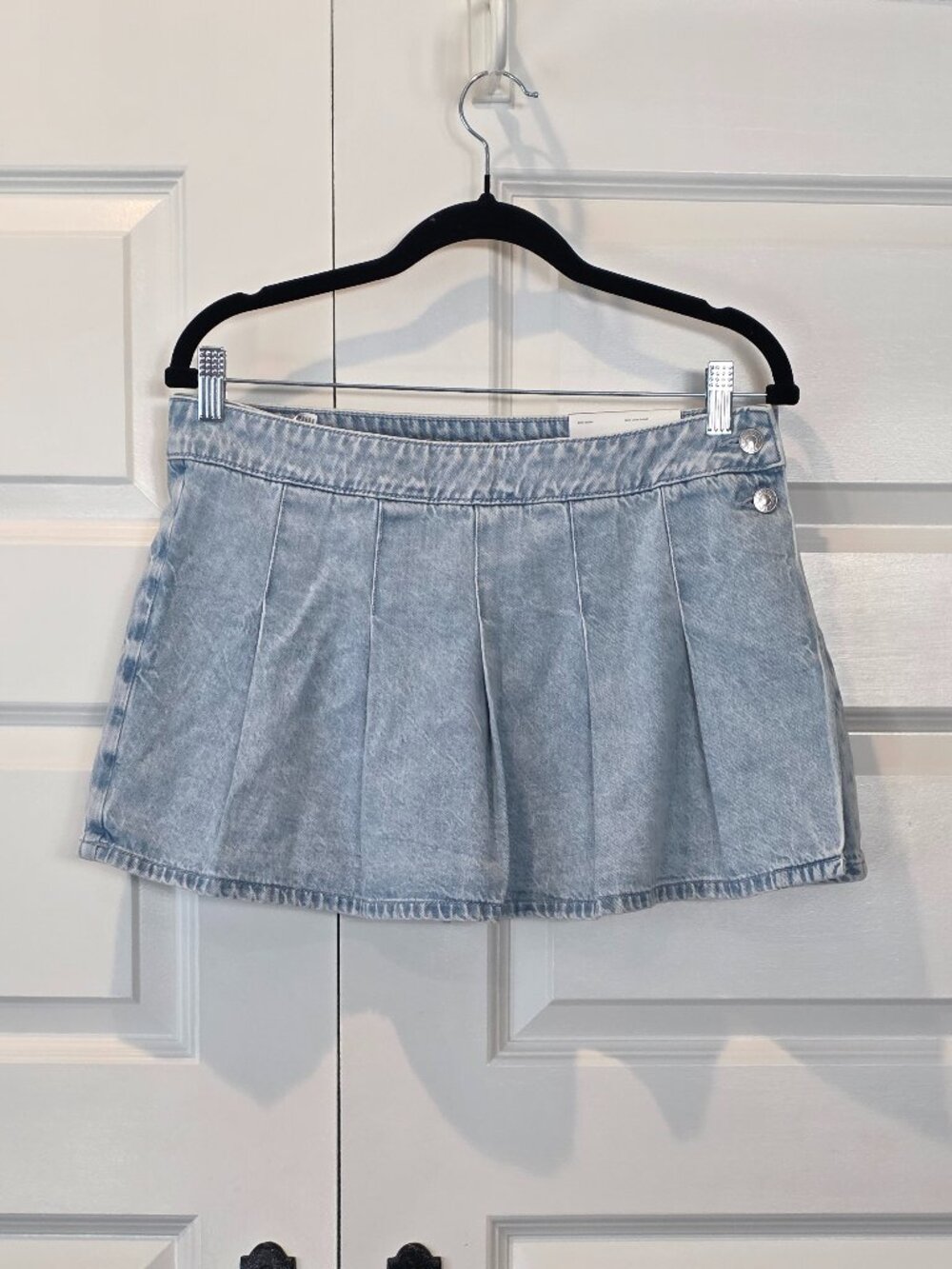 NWT: American Eagle Light Wash Denim Mini Skort